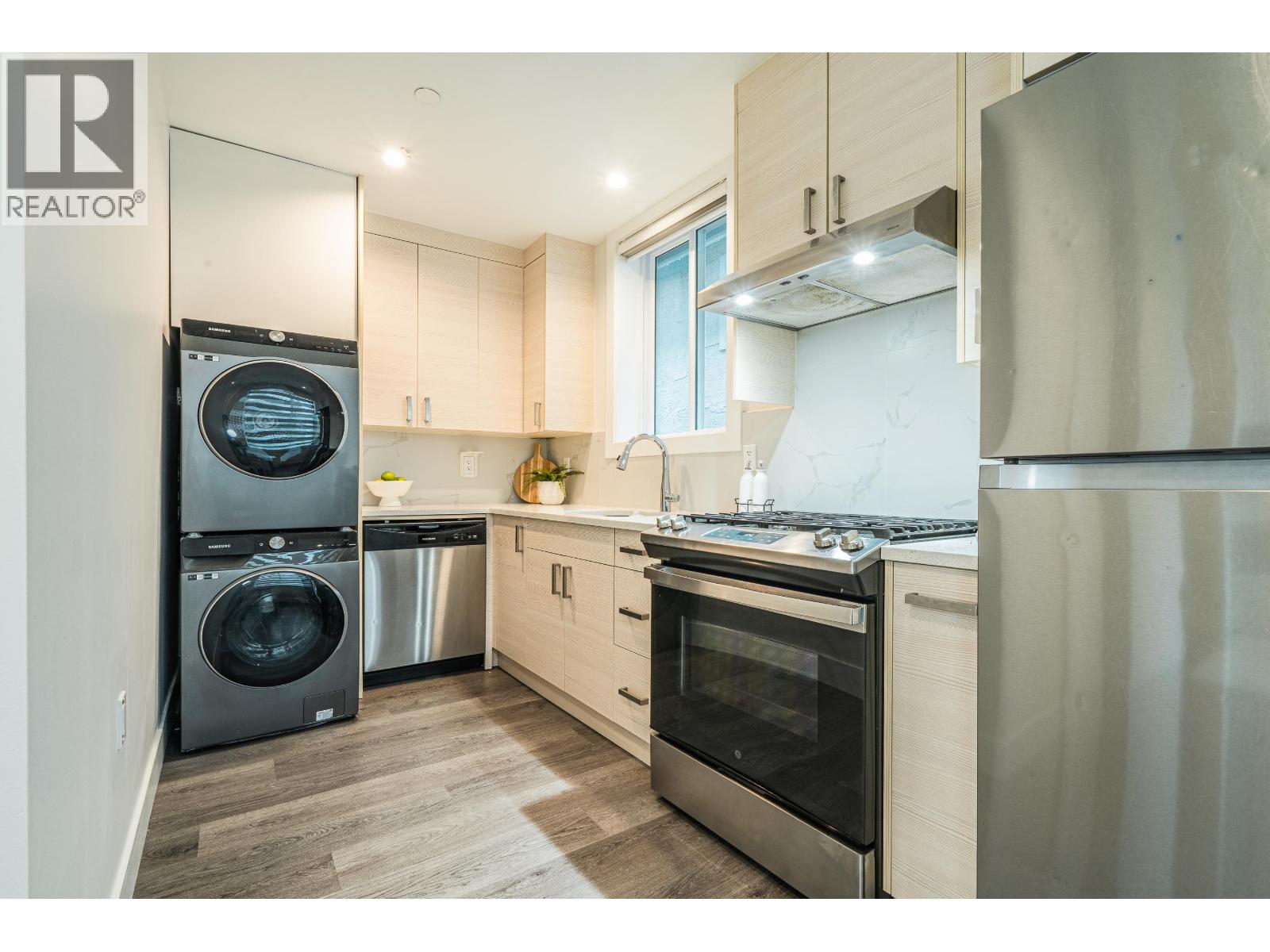 7261 E Sherbrooke Street, Vancouver, British Columbia  V5X 1T7 - Photo 6 - R3104007