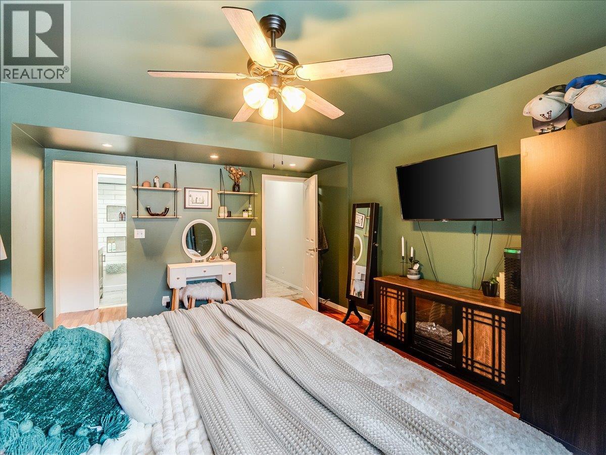 613 11th Avenue, Castlegar, British Columbia  V1N 1J7 - Photo 42 - 10369959