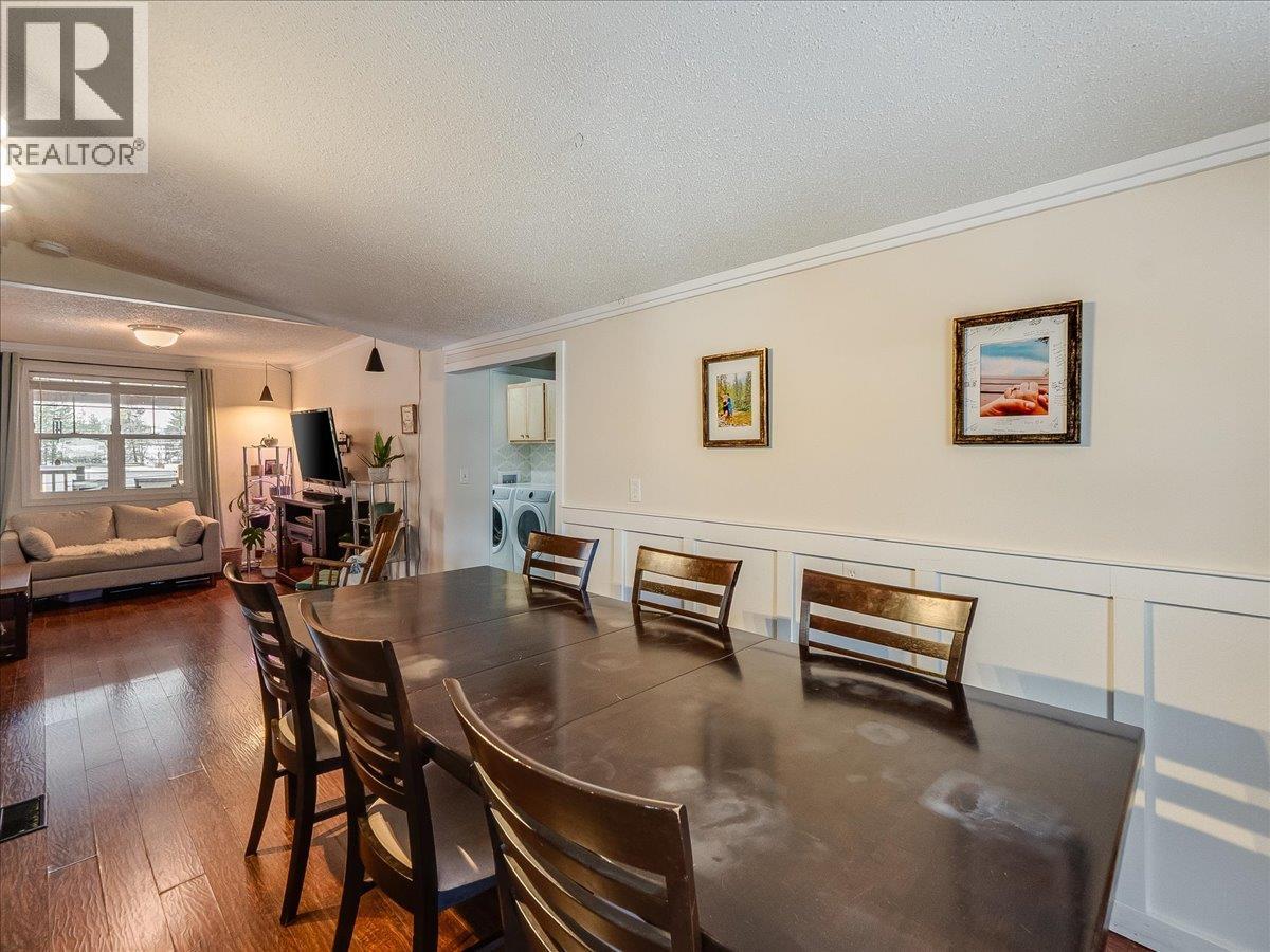 613 11th Avenue, Castlegar, British Columbia  V1N 1J7 - Photo 31 - 10369959