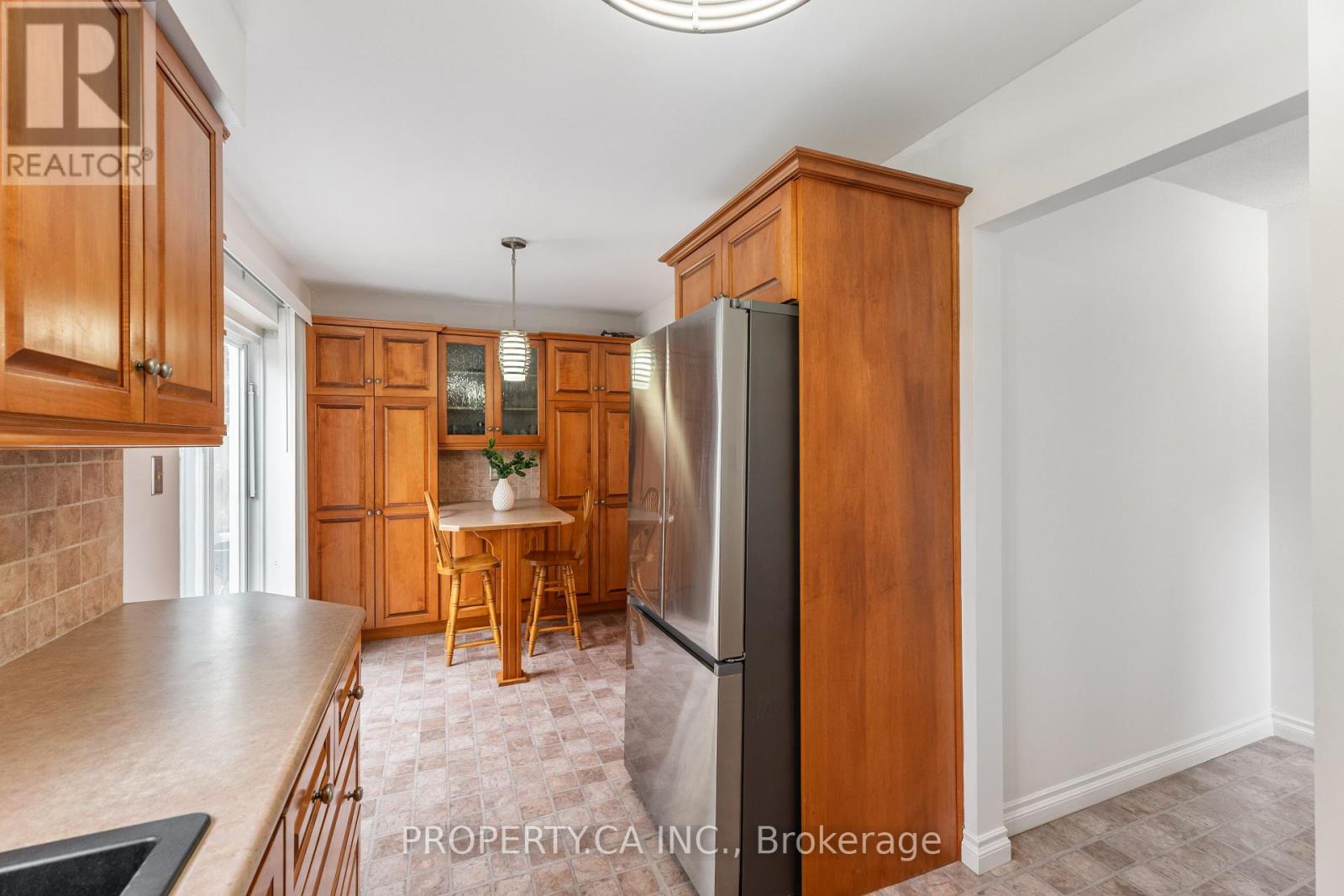 81 Stirling Macgregor Drive, Cambridge, Ontario  N1S 4P4 - Photo 14 - X12939418