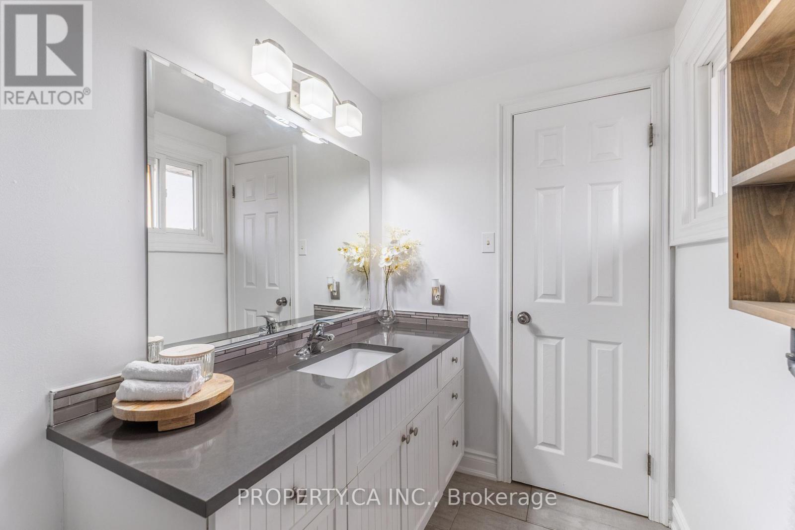 81 Stirling Macgregor Drive, Cambridge, Ontario  N1S 4P4 - Photo 19 - X12939418