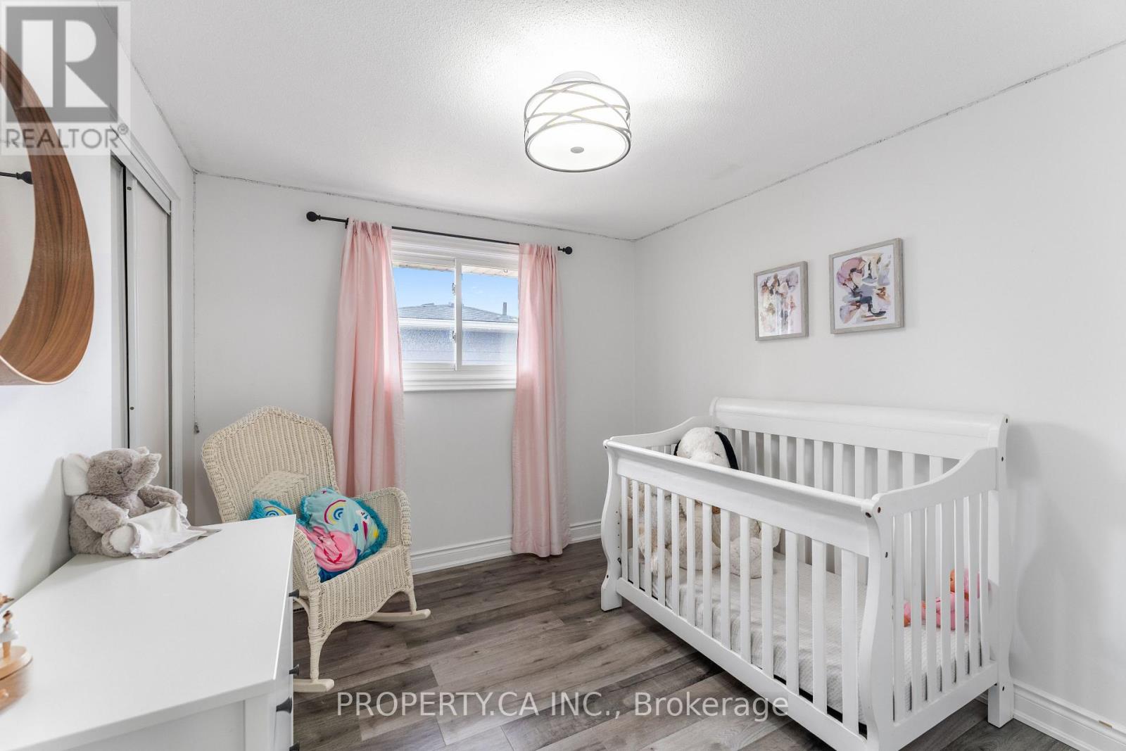 81 Stirling Macgregor Drive, Cambridge, Ontario  N1S 4P4 - Photo 22 - X12939418