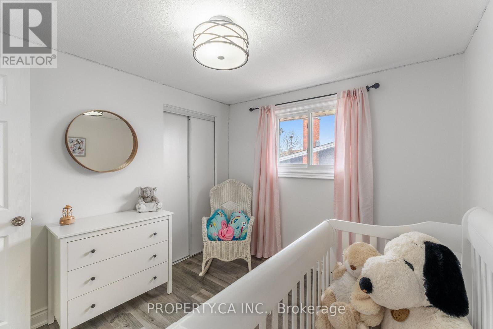 81 Stirling Macgregor Drive, Cambridge, Ontario  N1S 4P4 - Photo 23 - X12939418