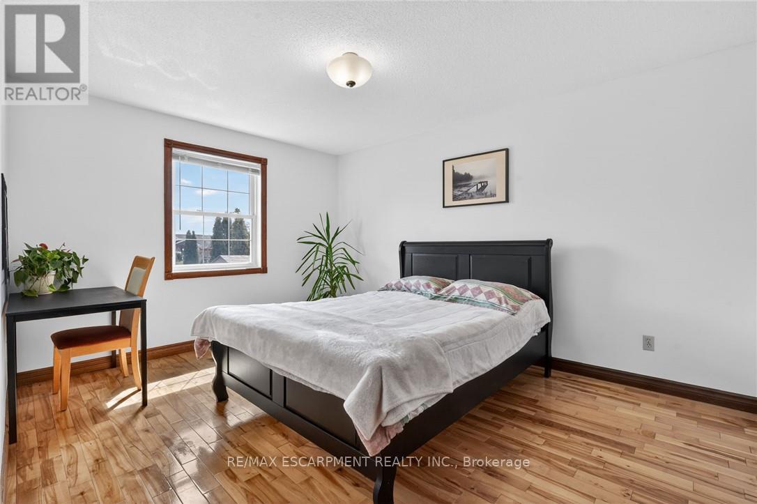 8 Killins Street, West Lincoln, Ontario L0R 2A0 - Photo 20 - X12939614