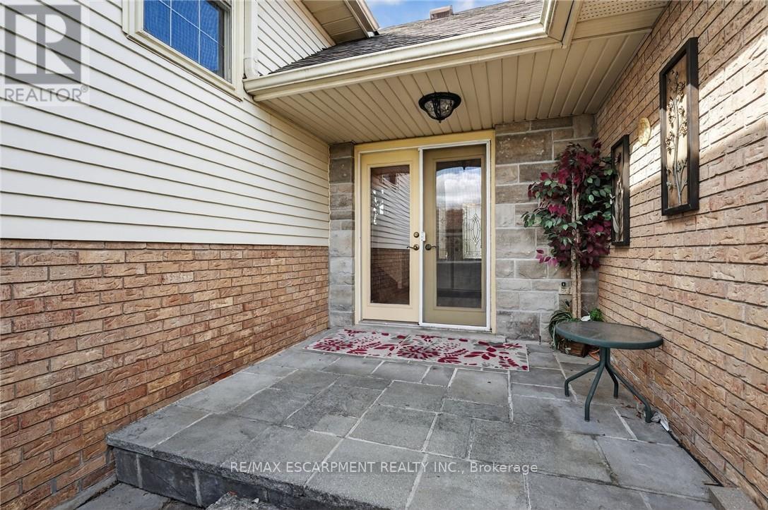 8 Killins Street, West Lincoln, Ontario L0R 2A0 - Photo 30 - X12939614