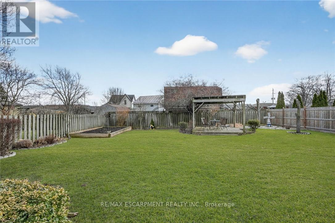 8 Killins Street, West Lincoln, Ontario L0R 2A0 - Photo 35 - X12939614