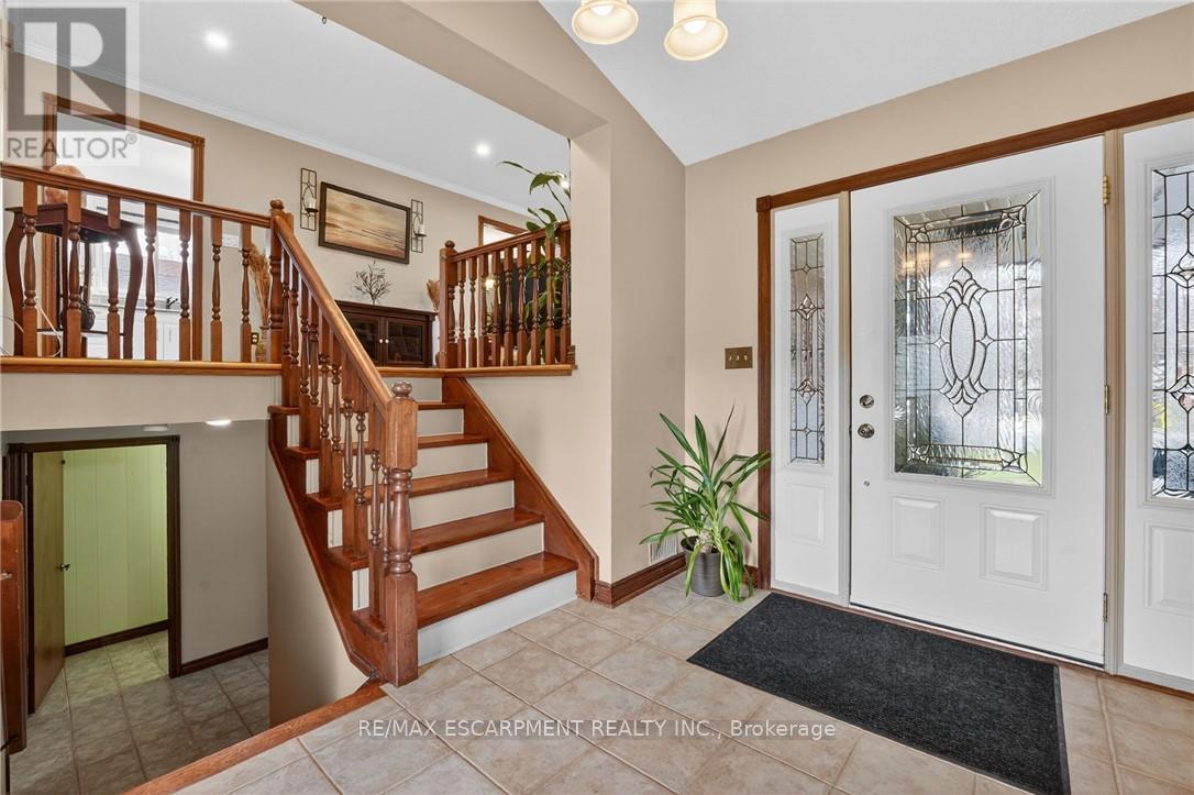 8 Killins Street, West Lincoln, Ontario L0R 2A0 - Photo 7 - X12939614