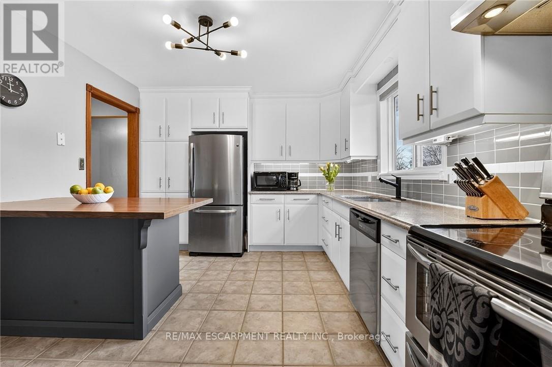 8 Killins Street, West Lincoln, Ontario L0R 2A0 - Photo 8 - X12939614