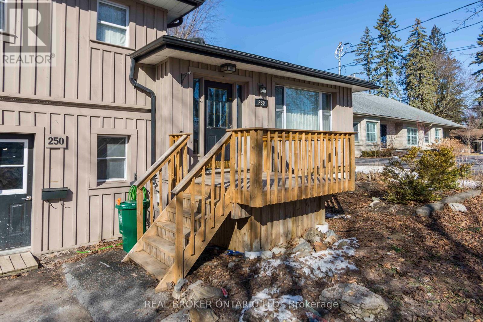 250 Macdonald Avenue, Belleville, Ontario  K8N 3Y9 - Photo 2 - X12939662