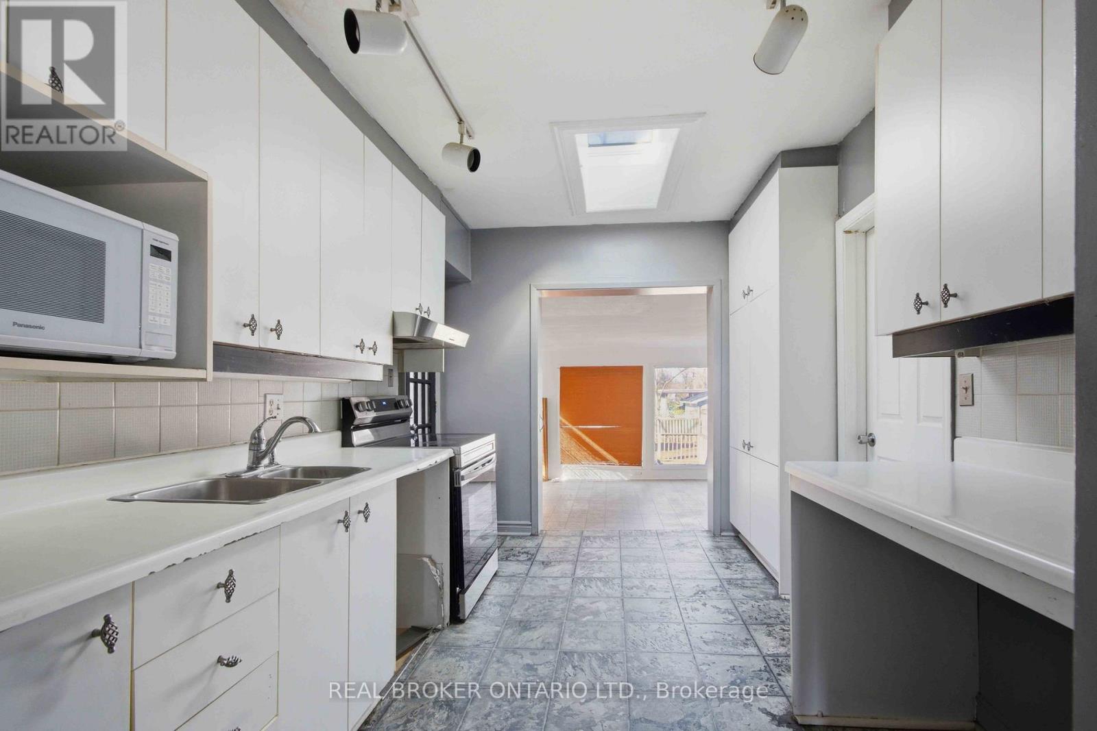 250 Macdonald Avenue, Belleville, Ontario  K8N 3Y9 - Photo 9 - X12939662