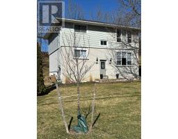 LOWER - 118 SUTHERLAND STREET E, Haldimand, Ontario