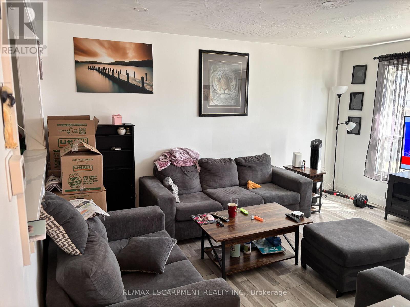 Upper - 118 Sutherland Street E, Haldimand, Ontario  N3W 1C6 - Photo 4 - X12939720