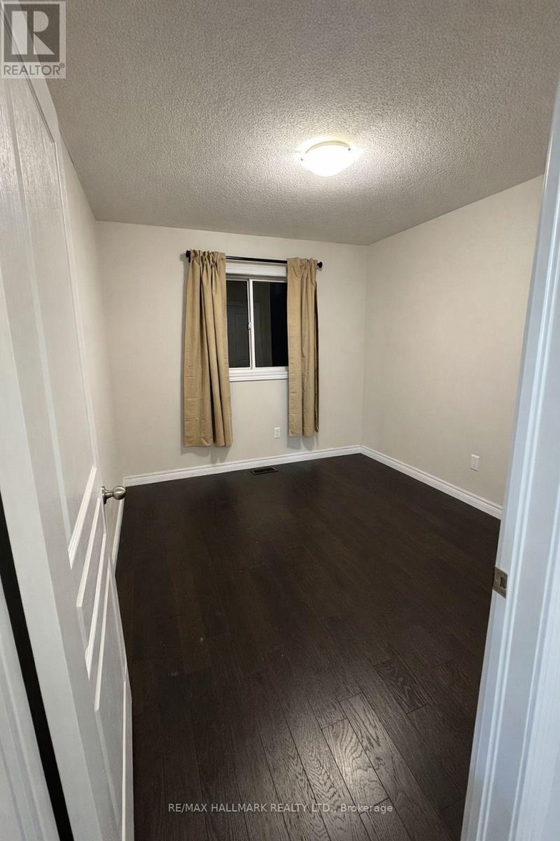 27 Waterbridge Street, Hamilton, Ontario  L8J 0E3 - Photo 10 - X12939768