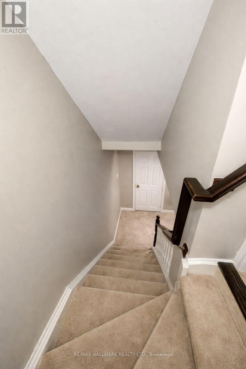 27 Waterbridge Street, Hamilton, Ontario  L8J 0E3 - Photo 12 - X12939768