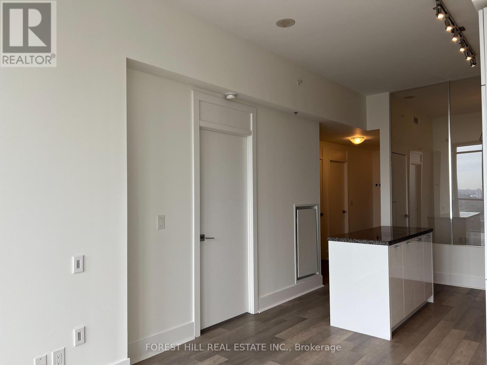 2105 - 32 Davenport Road, Toronto, Ontario  M5R 1H3 - Photo 20 - C12936600