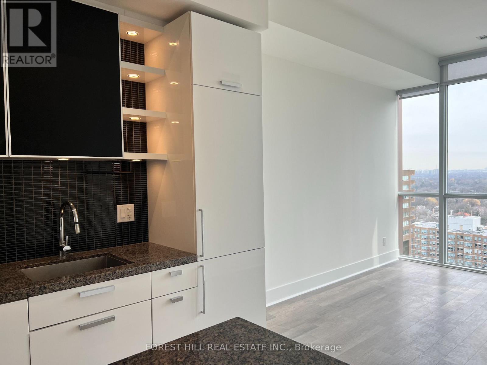 2105 - 32 Davenport Road, Toronto, Ontario  M5R 1H3 - Photo 17 - C12936600