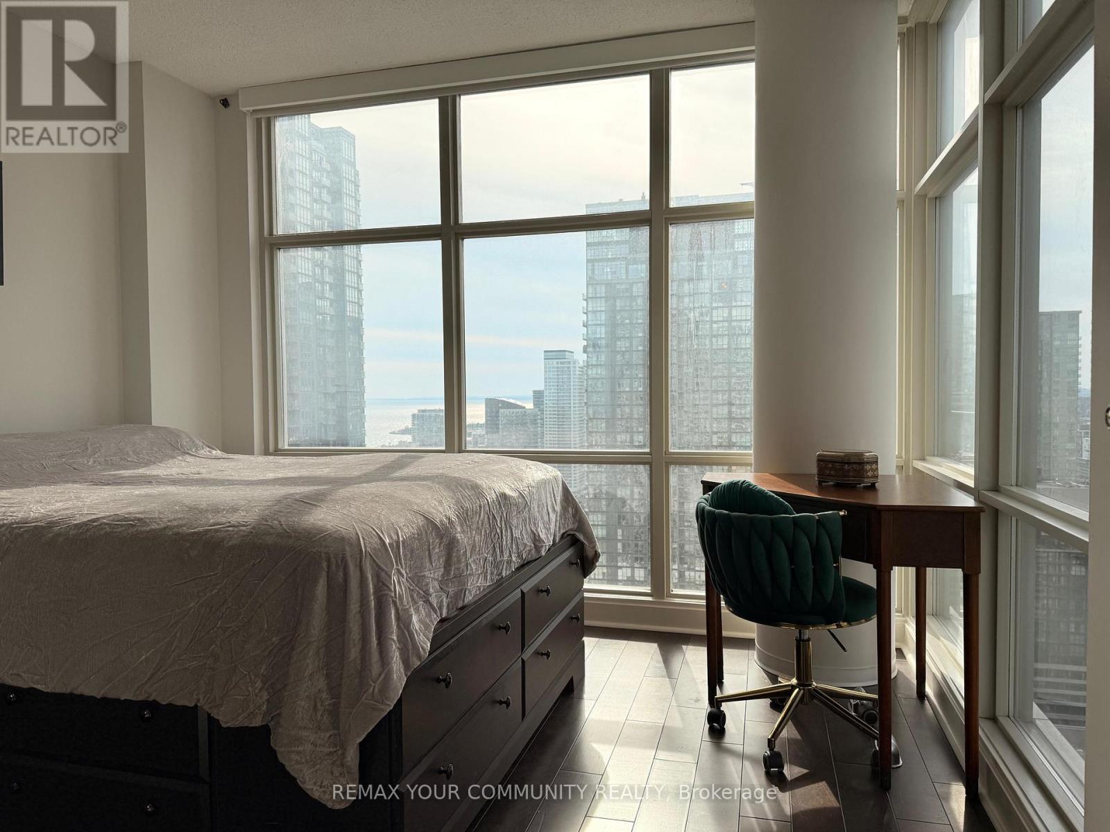 3703 - 10 Navy Wharf Court, Toronto, Ontario  M5V 3V2 - Photo 12 - C12939584