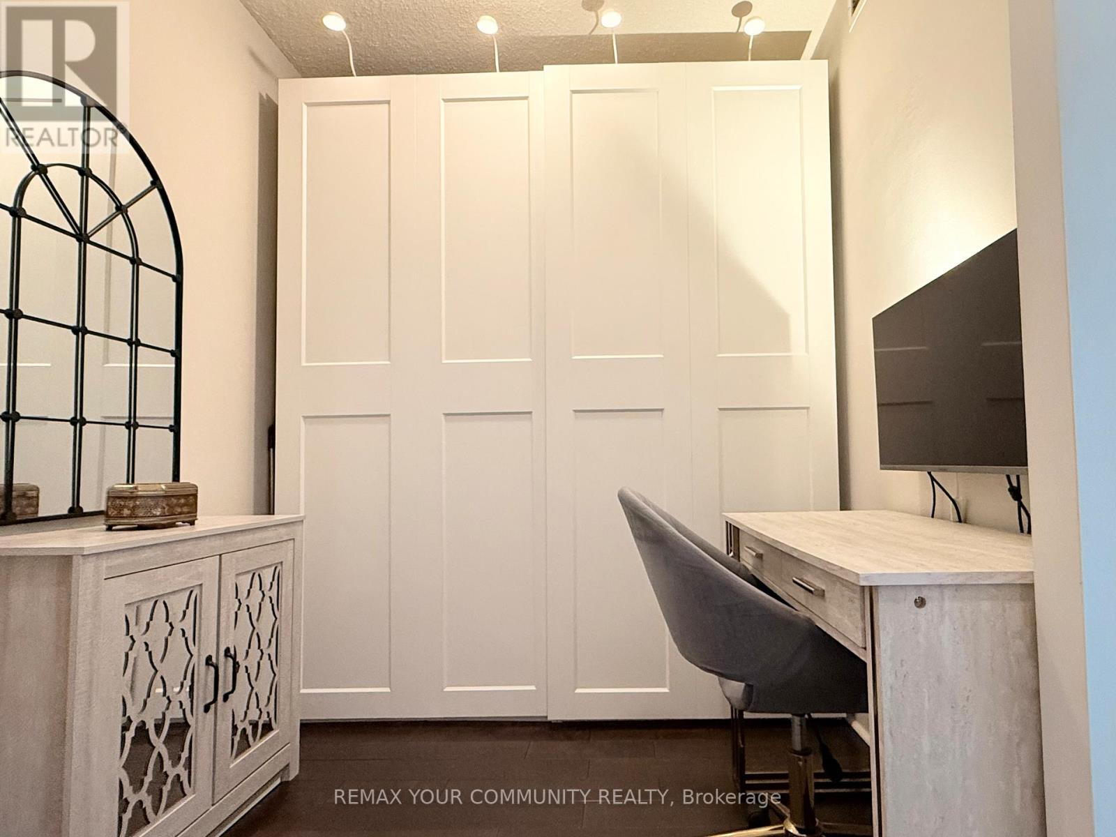 3703 - 10 Navy Wharf Court, Toronto, Ontario  M5V 3V2 - Photo 11 - C12939584