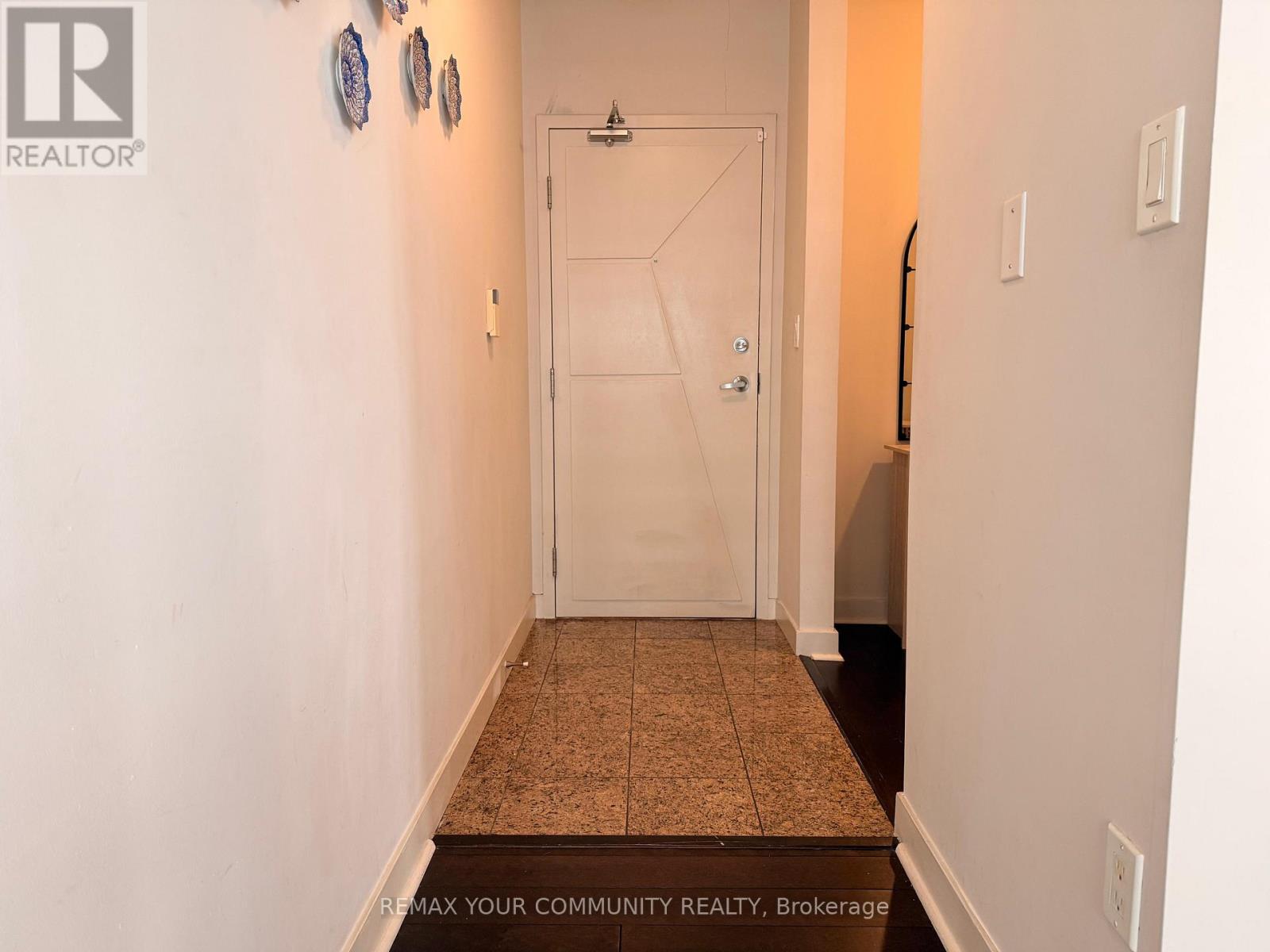 3703 - 10 Navy Wharf Court, Toronto, Ontario  M5V 3V2 - Photo 4 - C12939584