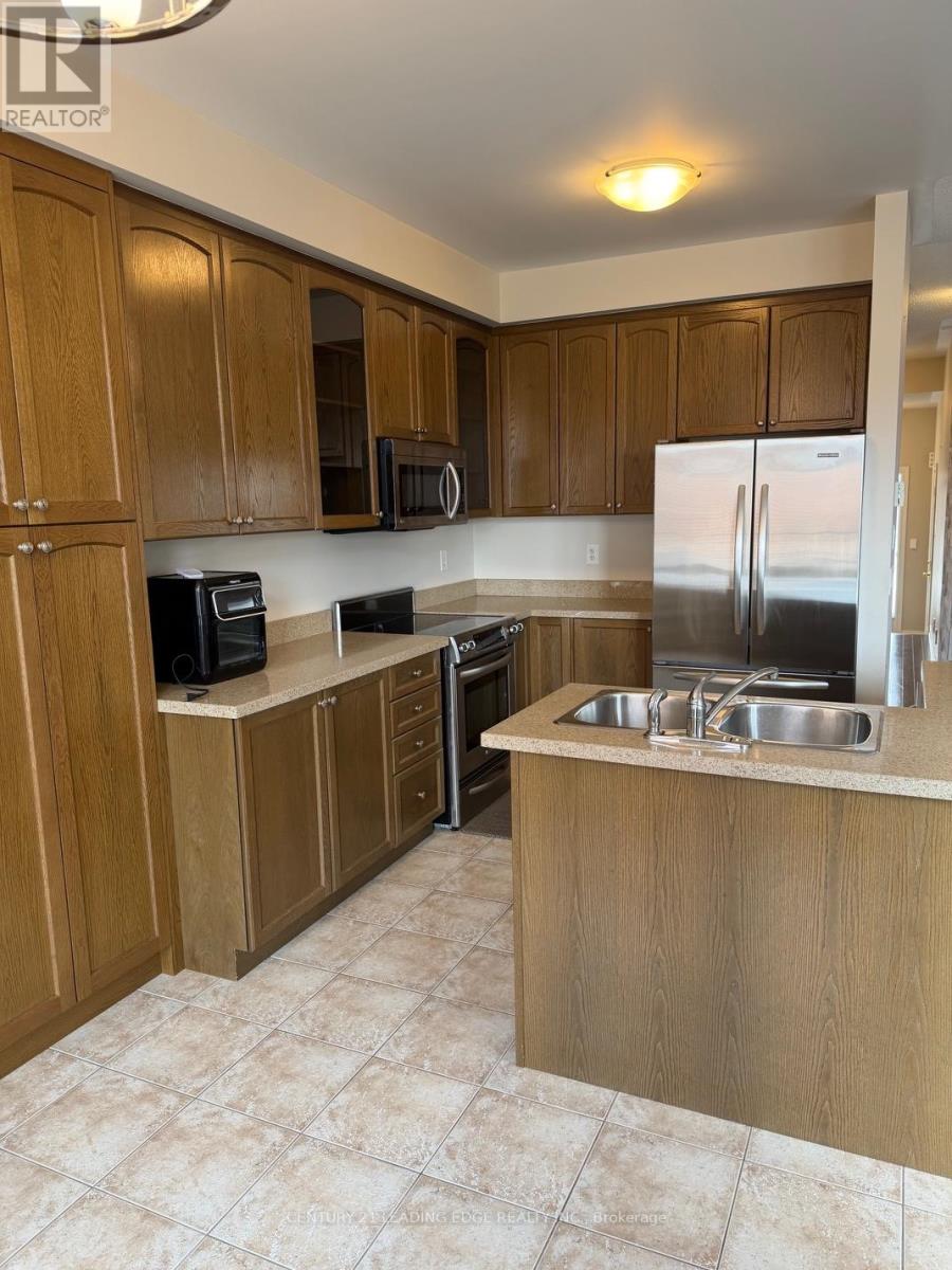 97 Thatcher Crescent, East Gwillimbury, Ontario  L9N 0B9 - Photo 8 - N12883994