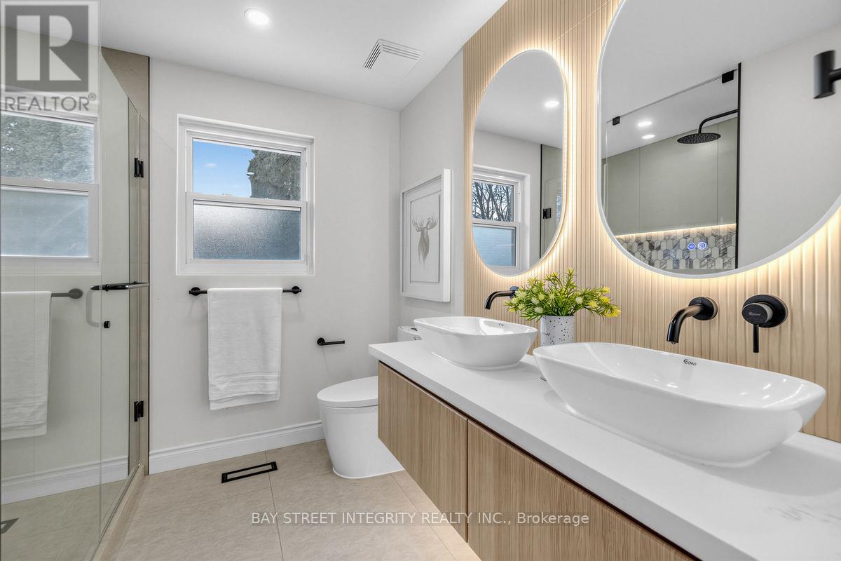 157 Orchard Heights Boulevard, Aurora, Ontario  L4G 3A3 - Photo 12 - N12938320