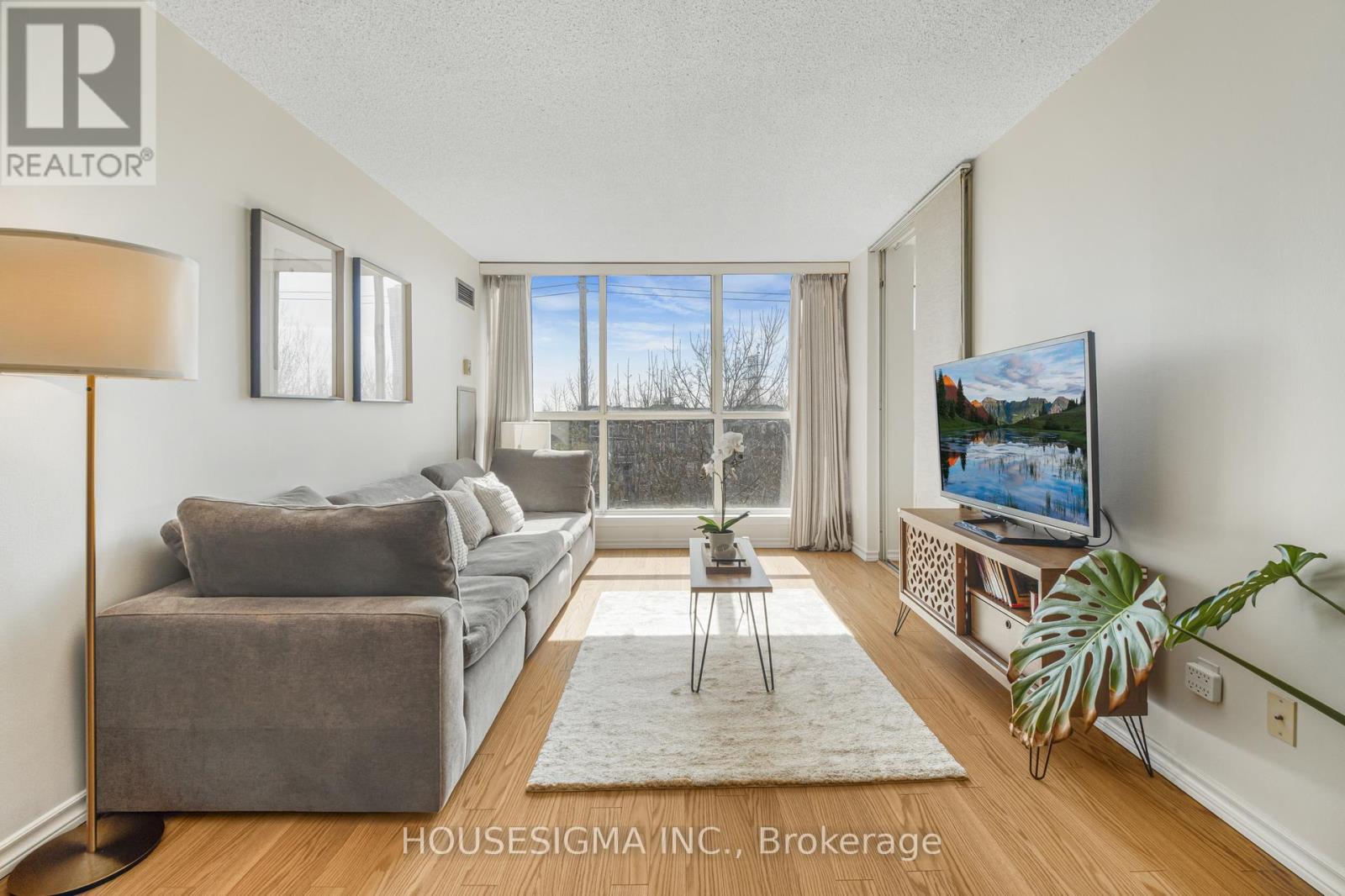 438 - 22 Southport Street, Toronto, Ontario  M6S 4Y9 - Photo 12 - W12937982