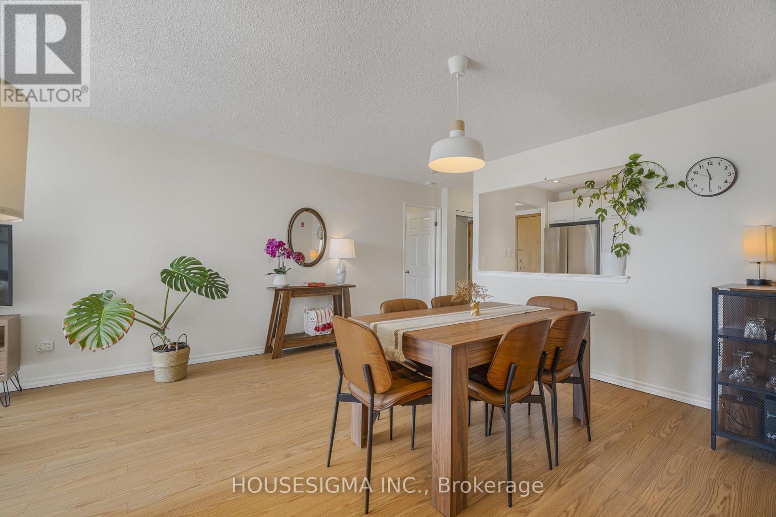438 - 22 Southport Street, Toronto, Ontario  M6S 4Y9 - Photo 11 - W12937982