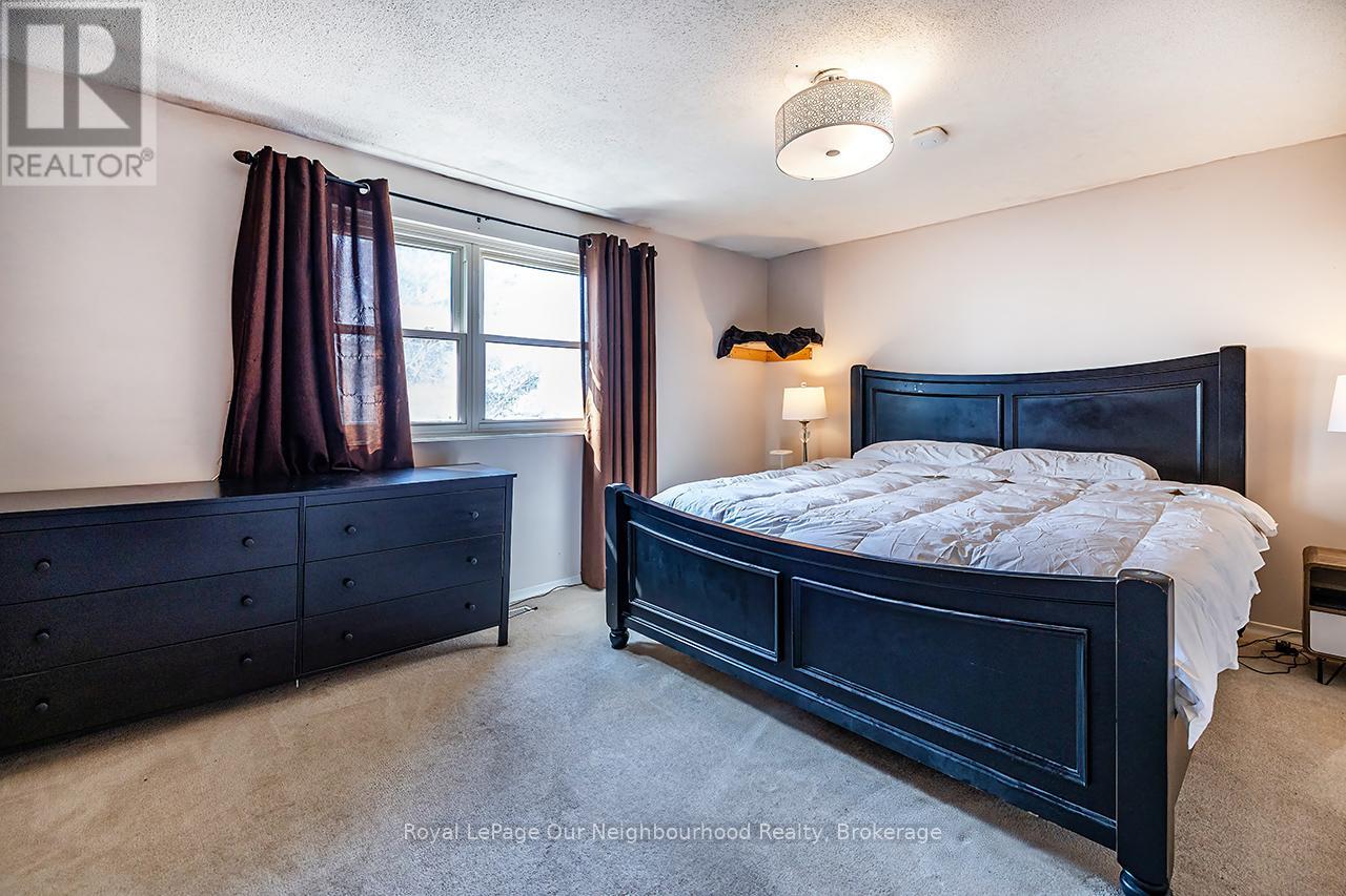 976 Southport Drive, Oshawa, Ontario  L1H 8A3 - Photo 13 - E12937784