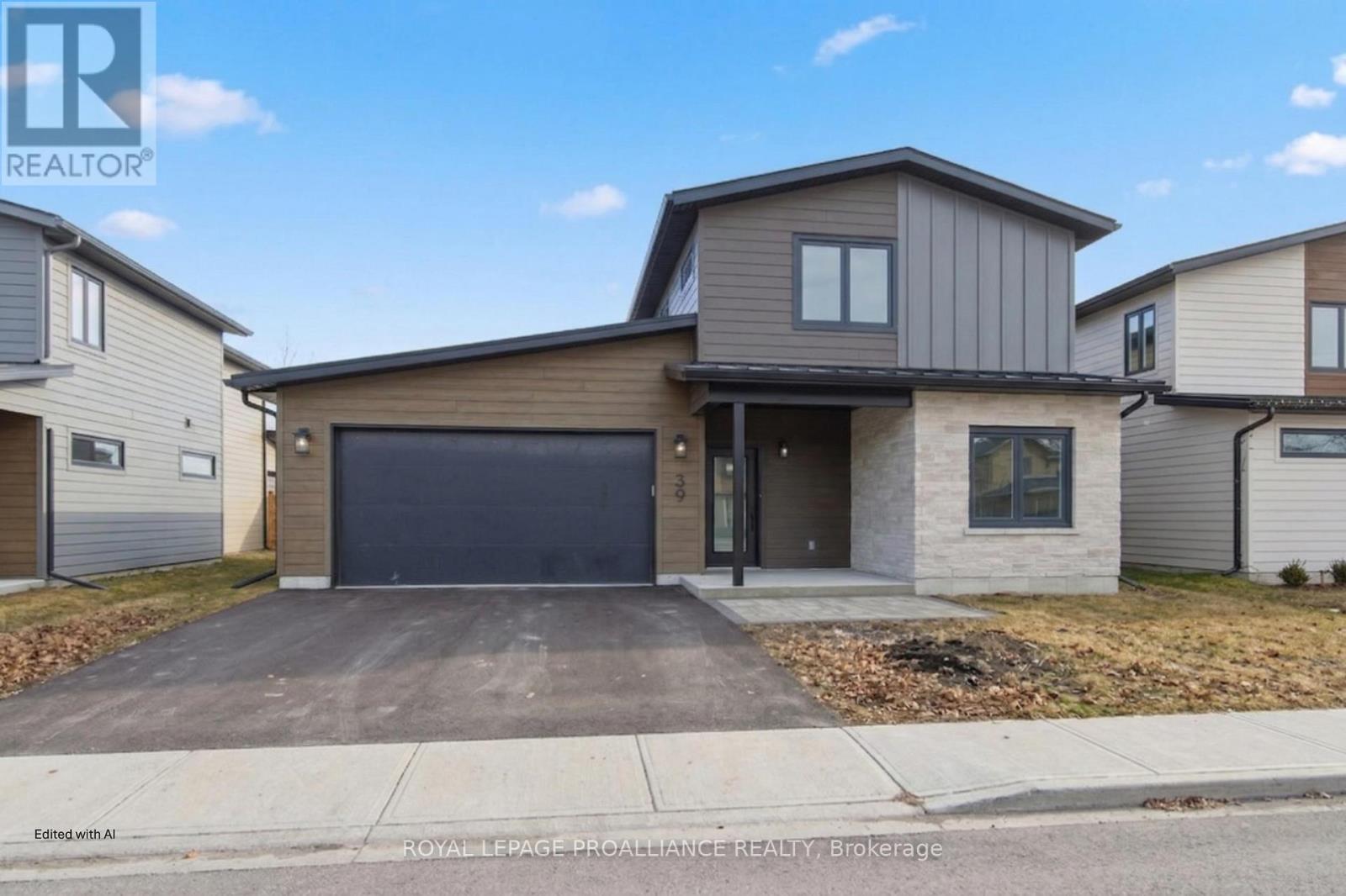 39 FRASER DRIVE, Quinte West, Ontario