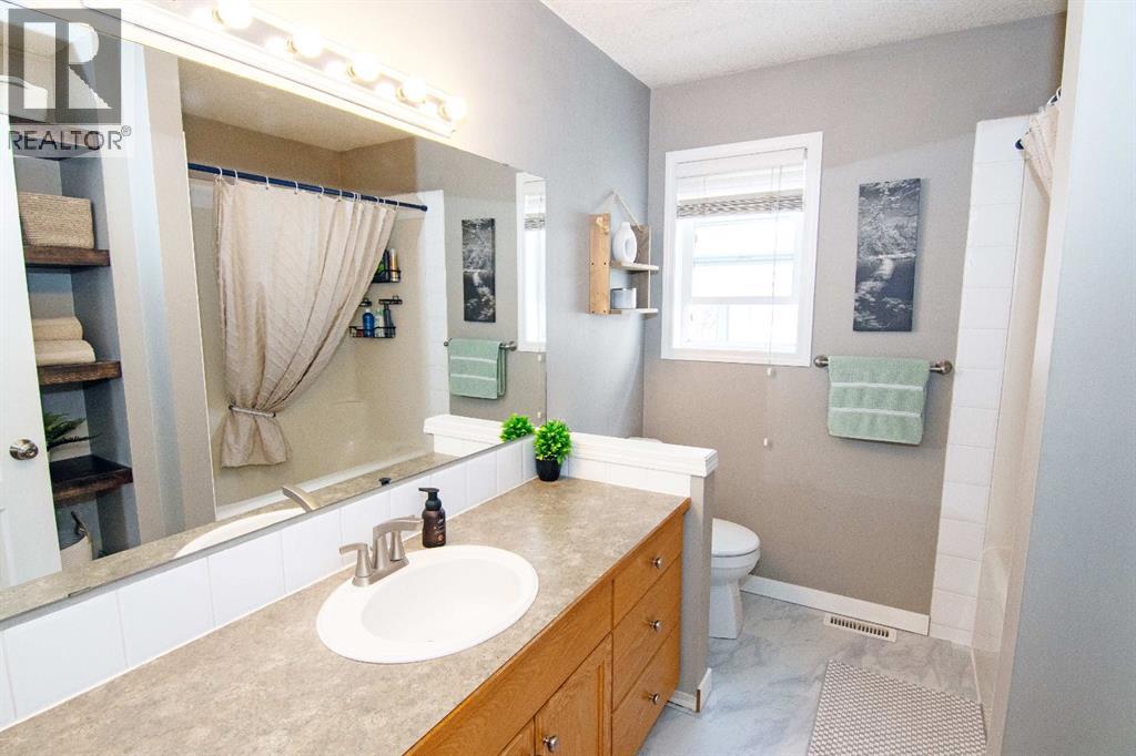 404 18 Street Se, High River, Alberta  T1V 1W3 - Photo 16 - A2295709