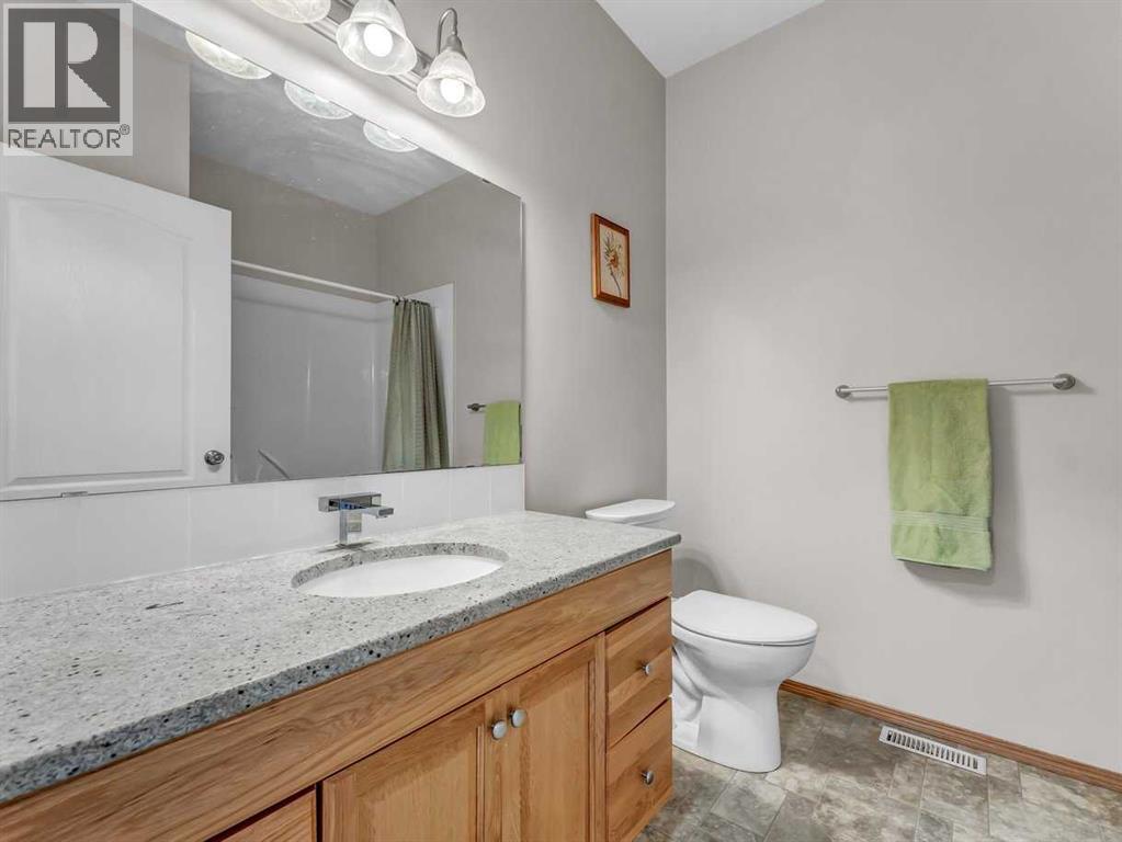 105 Garrow Avenue E, Brooks, Alberta  T1R 1J4 - Photo 17 - A2295503