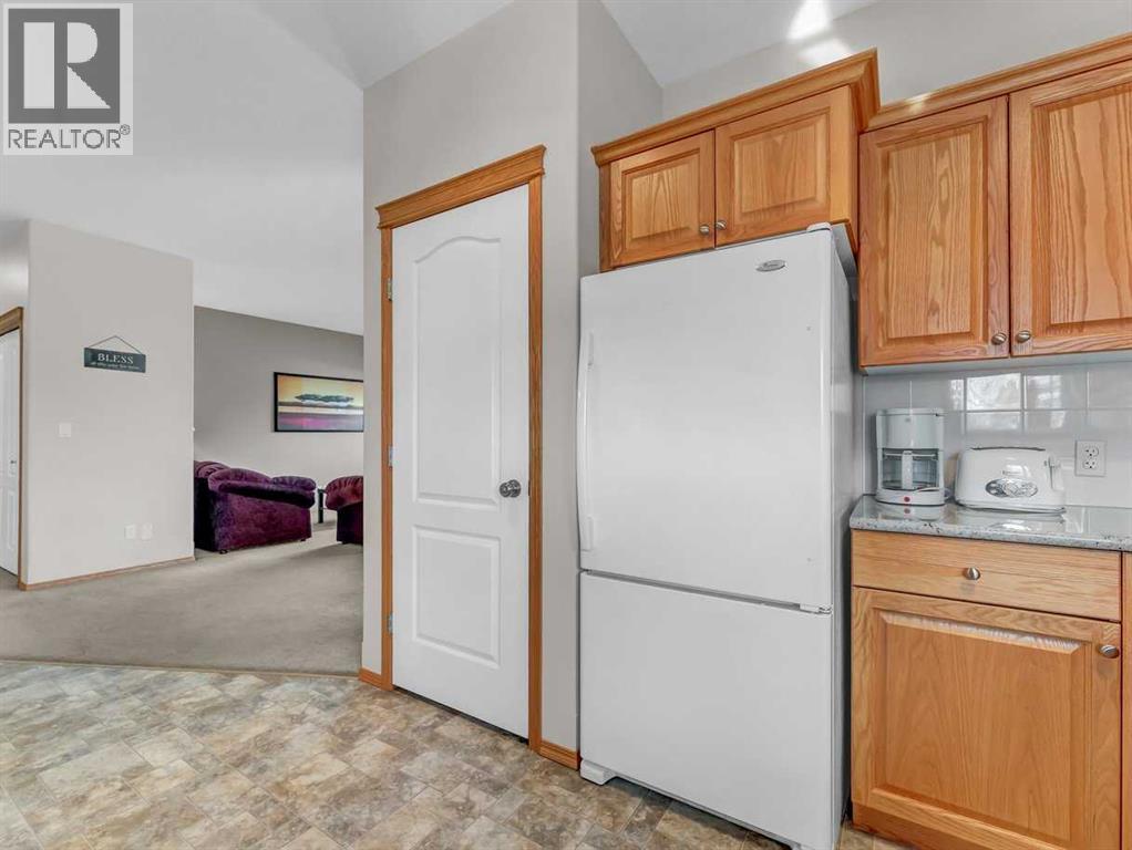 105 Garrow Avenue E, Brooks, Alberta  T1R 1J4 - Photo 7 - A2295503