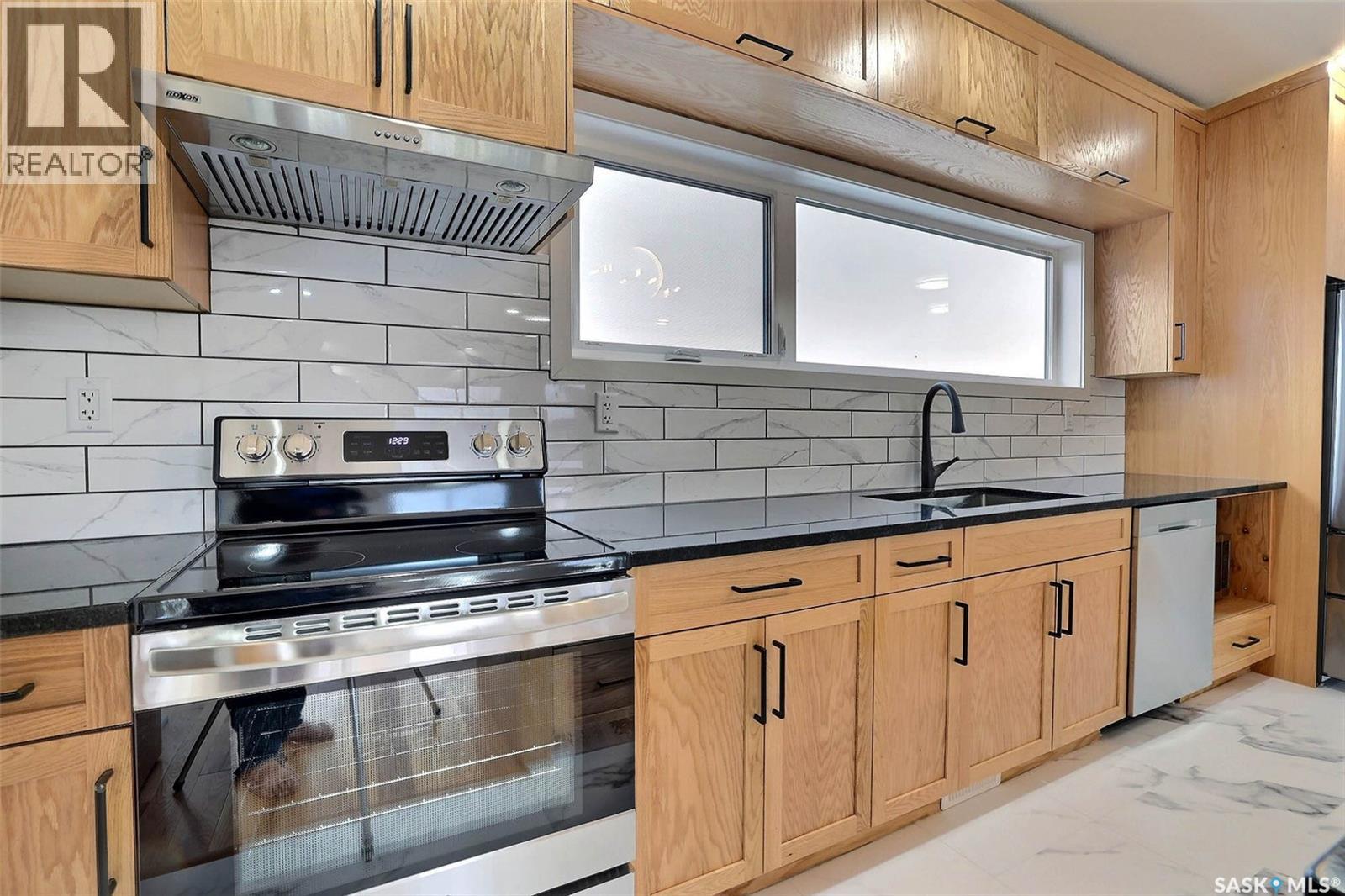 716 Emerald Park Road, Edenwold Rm No.158, Saskatchewan  S4L 0C4 - Photo 4 - SK028000