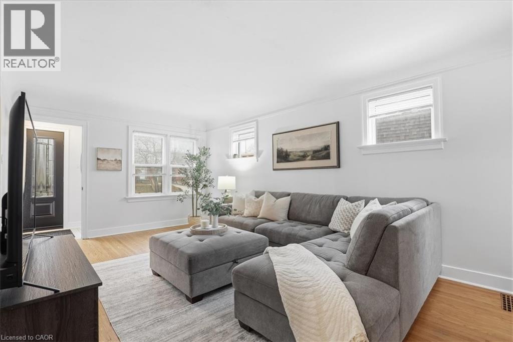 652 Weber Street E, Kitchener, Ontario  N2H 1H2 - Photo 8 - 40811141