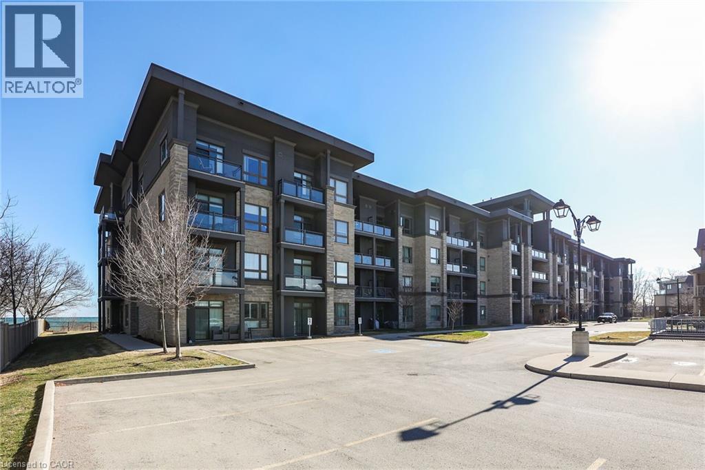 35 SOUTHSHORE Crescent Unit# 327, Stoney Creek, Ontario