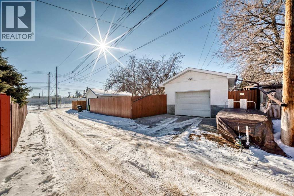 320 Haddon Road SW, Calgary, Alberta  T2V 2Z3 - Photo 39 - A2287705