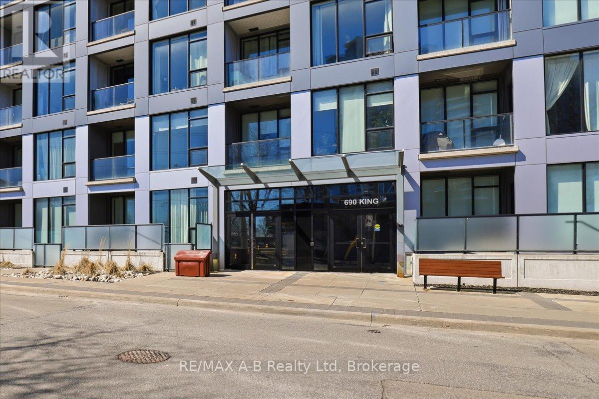 214 - 690 King Street W, Kitchener, Ontario N2G 0B9 - Photo 2 - X12939896