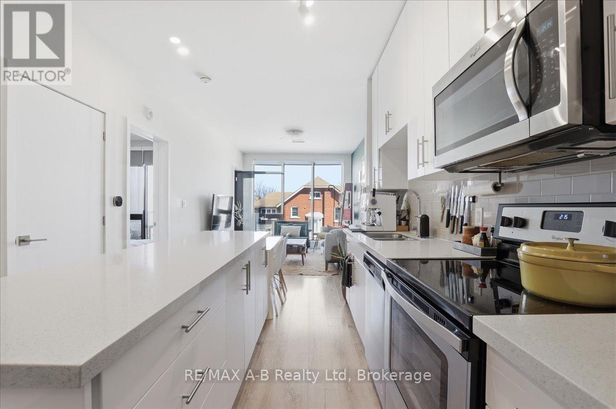 214 - 690 King Street W, Kitchener, Ontario N2G 0B9 - Photo 8 - X12939896