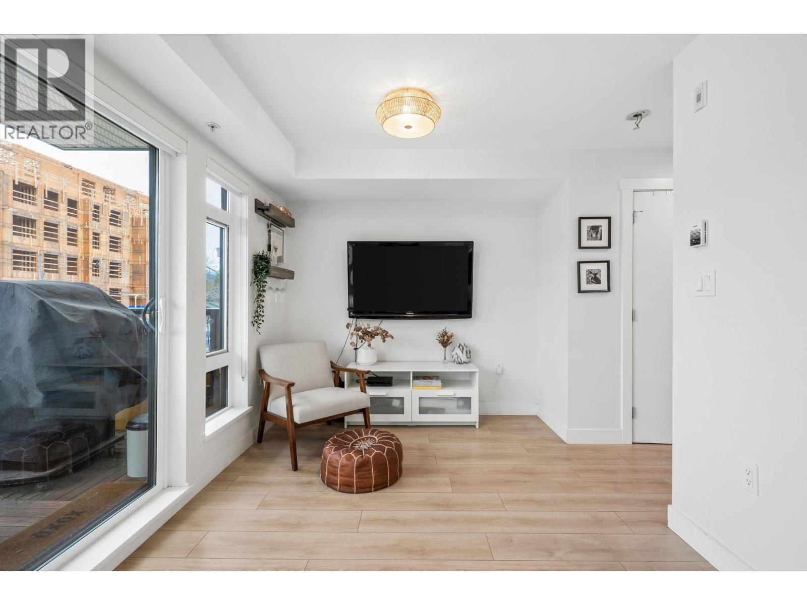 201 1519 Crown Street, North Vancouver, British Columbia  V7J 1G6 - Photo 10 - R3105252