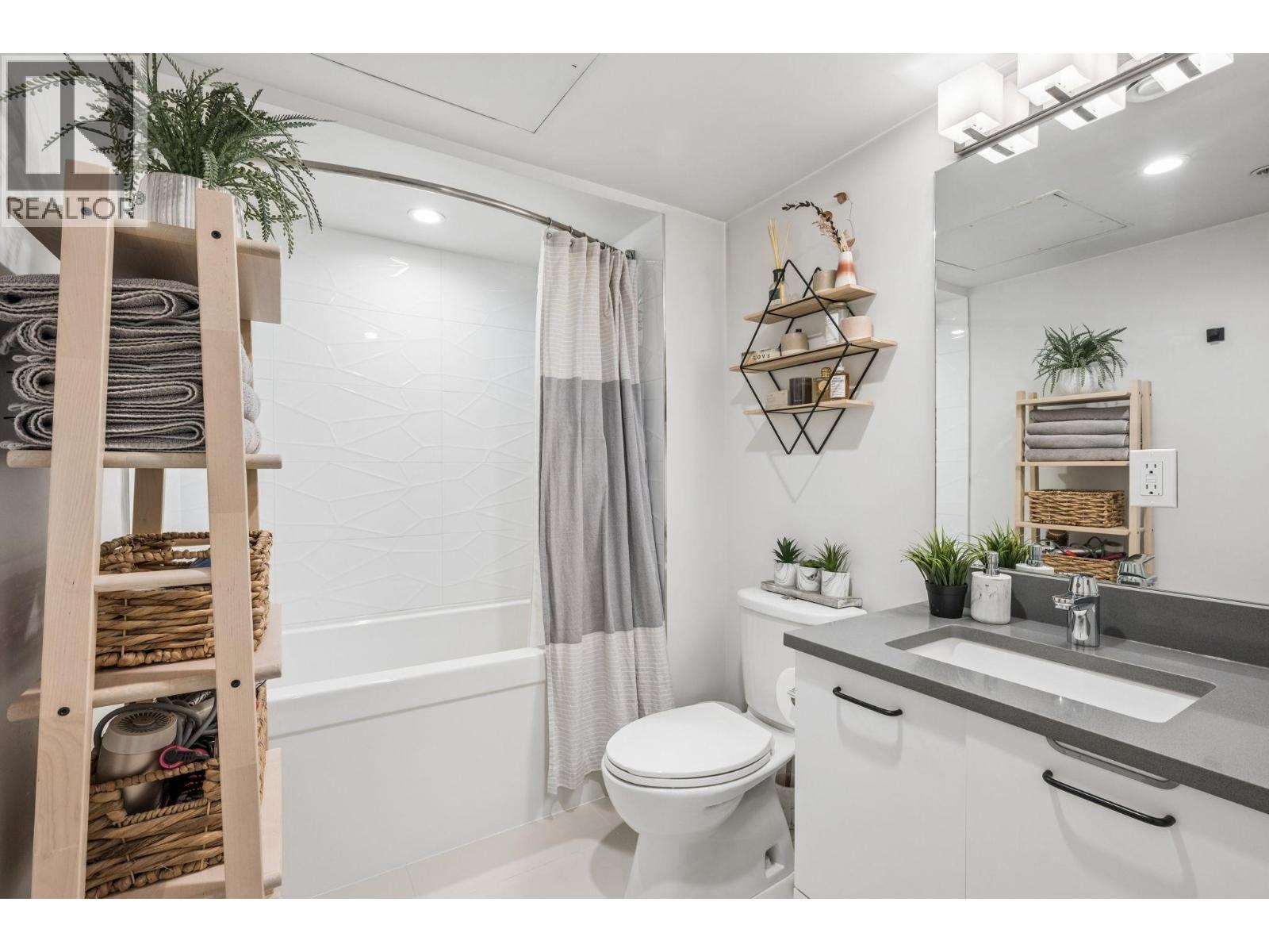 201 1519 Crown Street, North Vancouver, British Columbia  V7J 1G6 - Photo 20 - R3105252