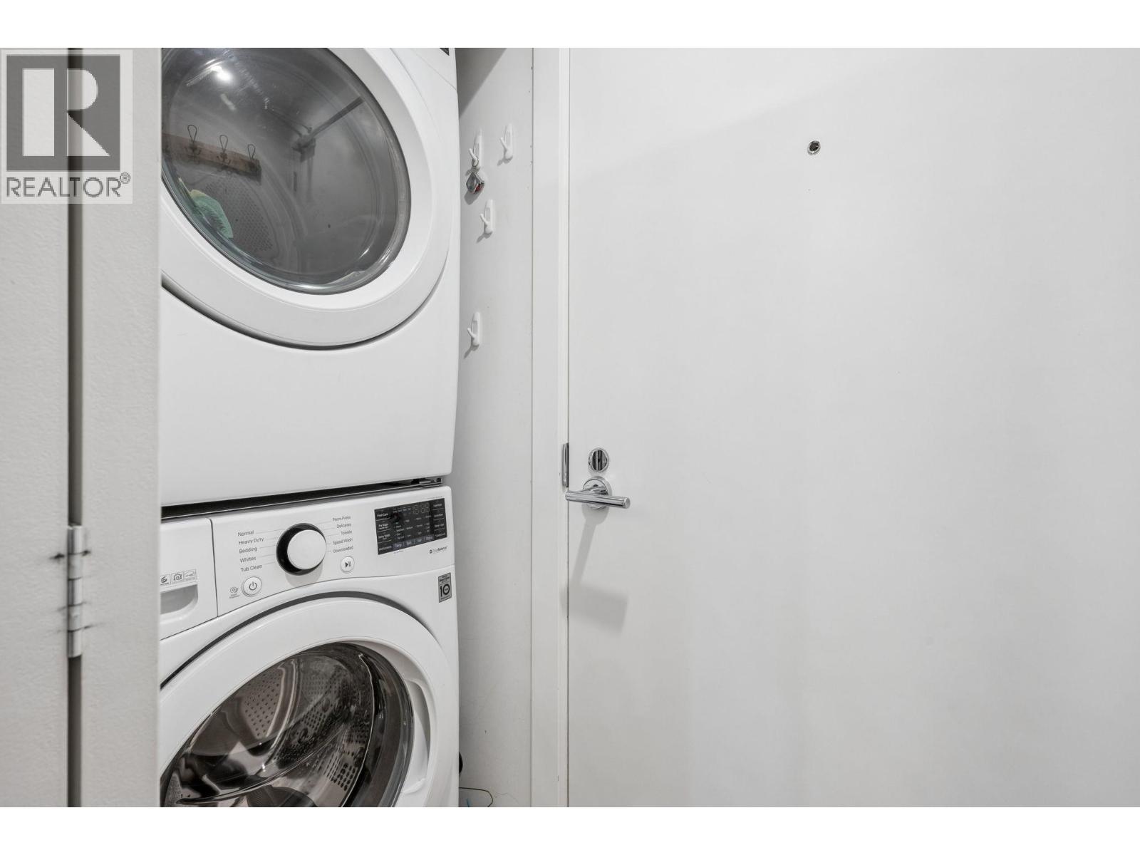 201 1519 Crown Street, North Vancouver, British Columbia  V7J 1G6 - Photo 21 - R3105252