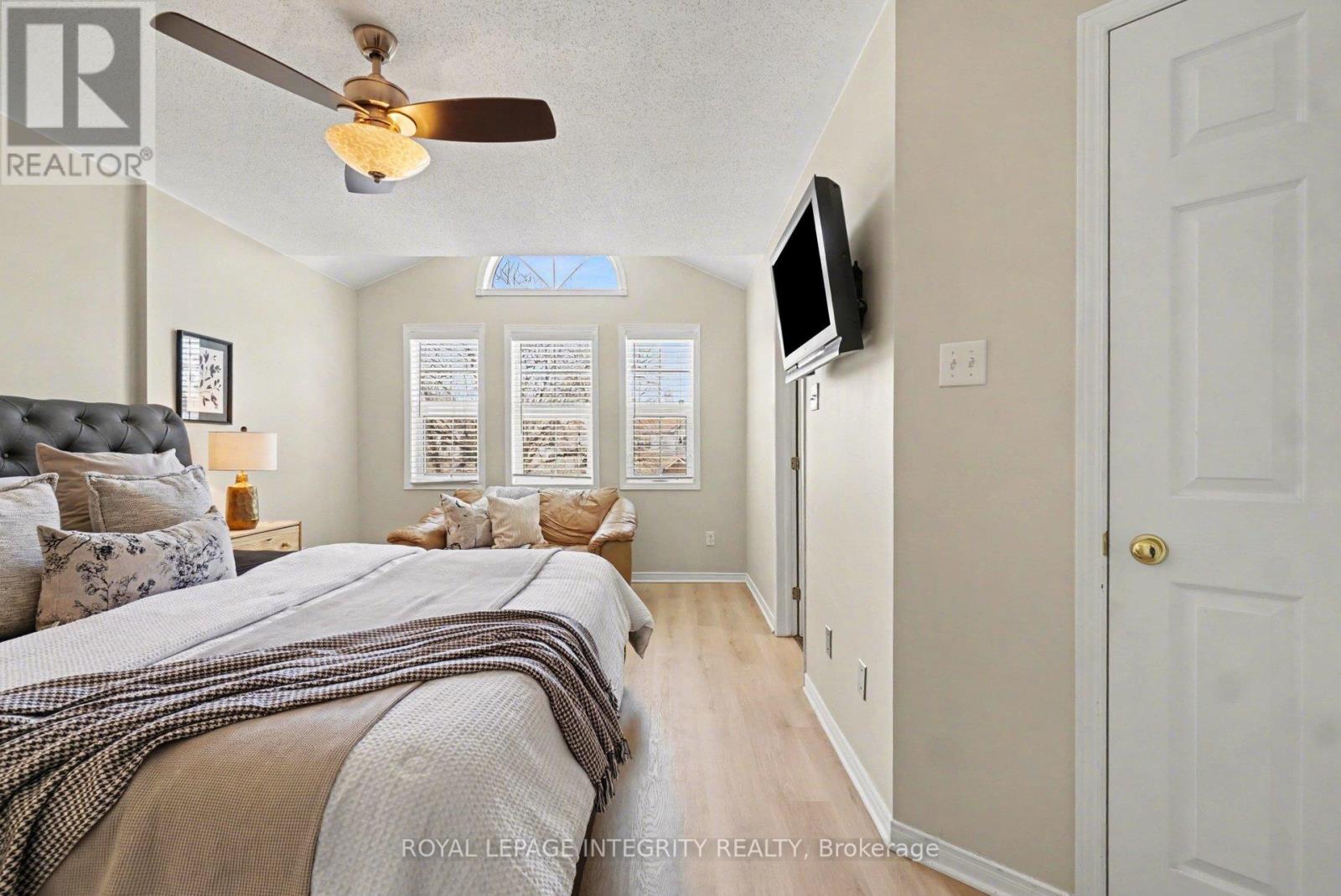 52 Blackdome Crescent, Ottawa, Ontario  K2T 1A9 - Photo 20 - X12938702