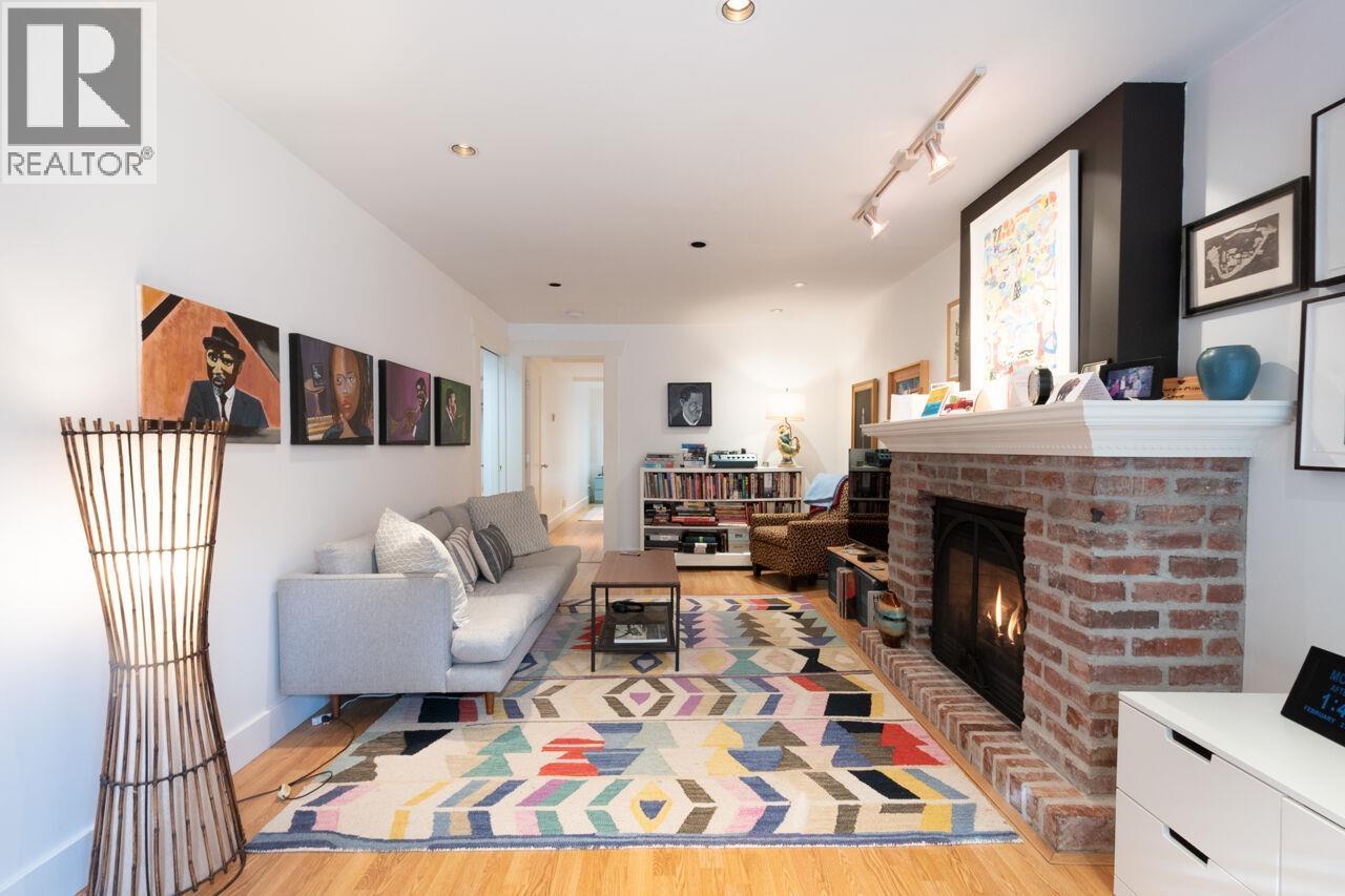 2912-14 W 3rd Avenue, Vancouver, British Columbia  V6K 1M7 - Photo 25 - R3105271