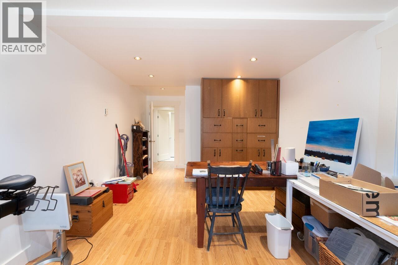 2912-14 W 3rd Avenue, Vancouver, British Columbia  V6K 1M7 - Photo 31 - R3105271