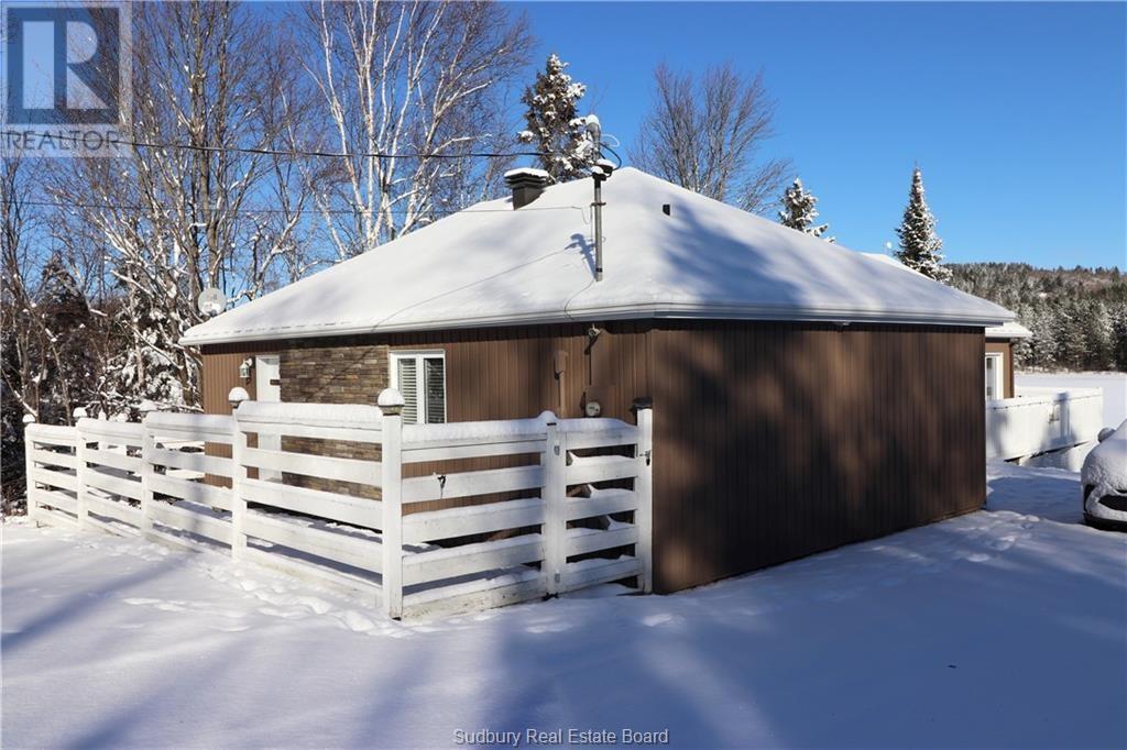 2248 Frenchman Lake Road, Hanmer, Ontario  P3P 1R1 - Photo 7 - 2126442