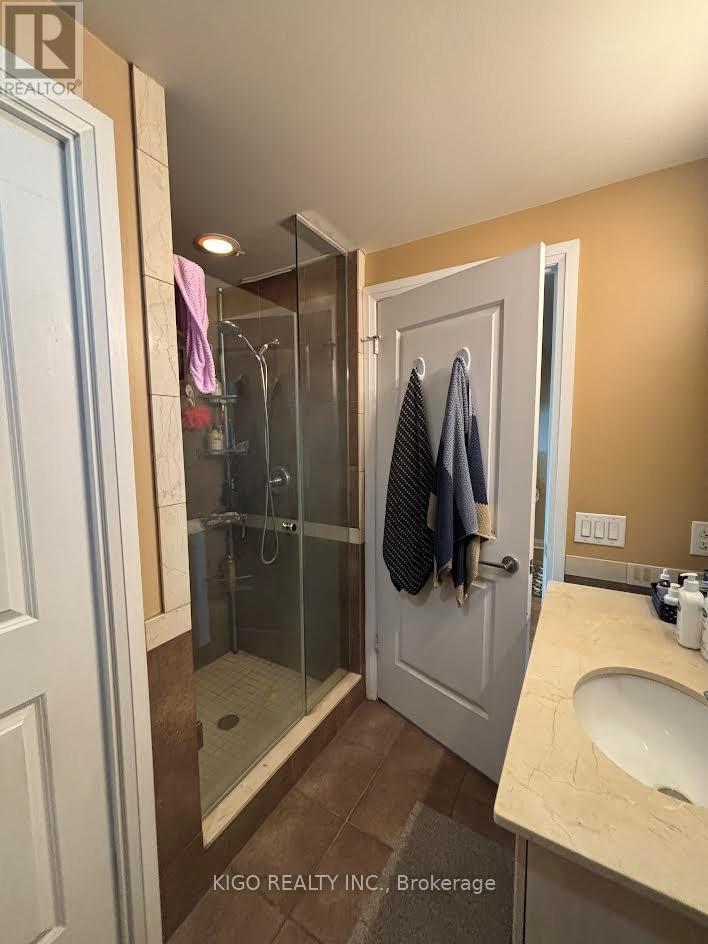 1203 - 1055 Southdown Road, Mississauga, Ontario  L5J 0A3 - Photo 17 - W12936598