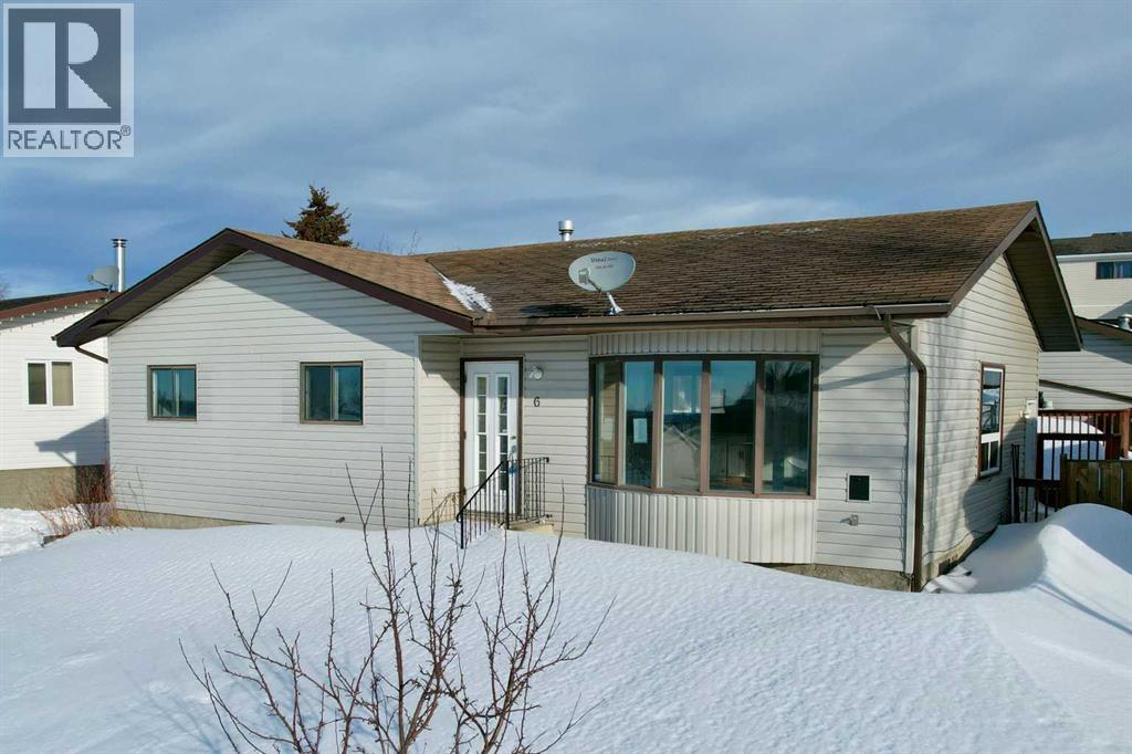 6 Hillside Avenue, Swan Hills, Alberta  T0G 2C0 - Photo 1 - A2294162