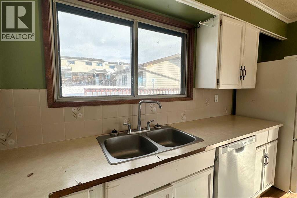 6 Hillside Avenue, Swan Hills, Alberta  T0G 2C0 - Photo 8 - A2294162