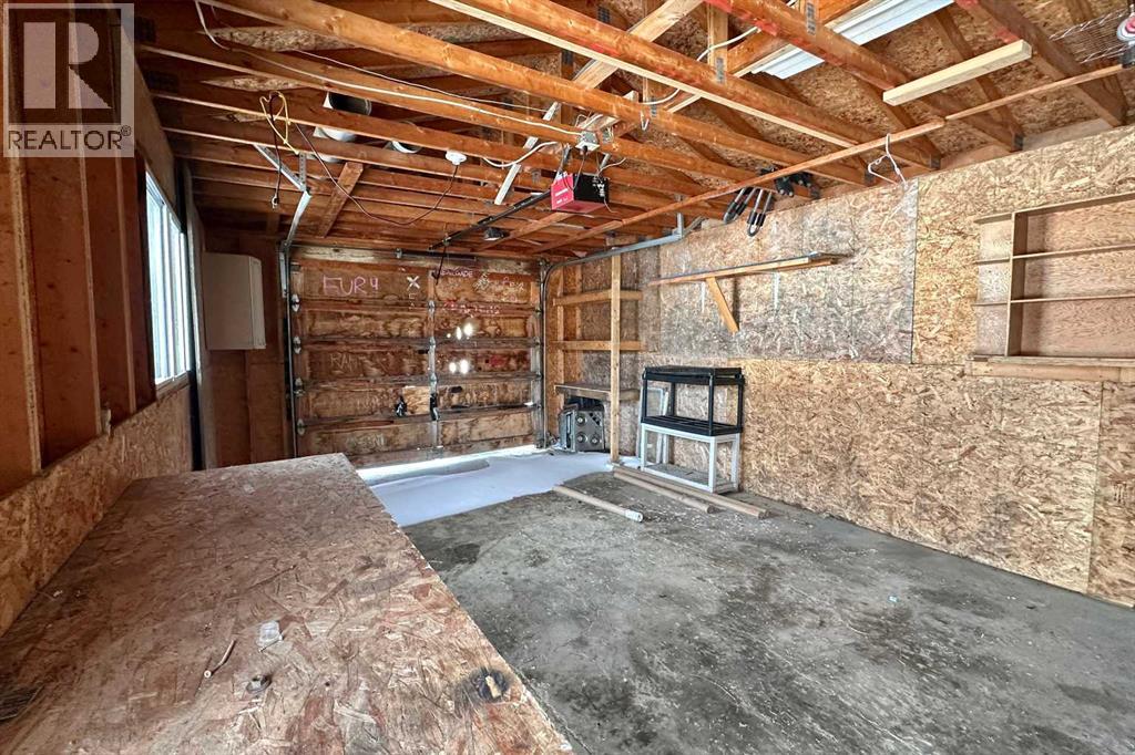 6 Hillside Avenue, Swan Hills, Alberta  T0G 2C0 - Photo 3 - A2294162