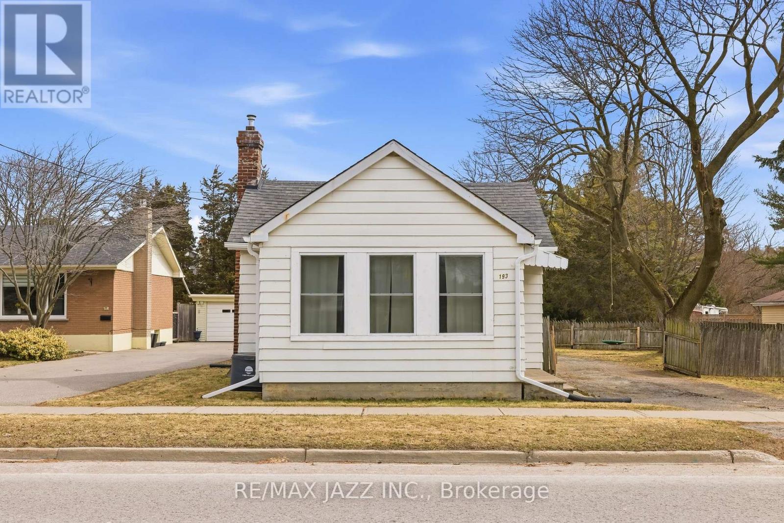 193 Victoria Street N, Port Hope, Ontario  L1A 3N2 - Photo 2 - X12939850